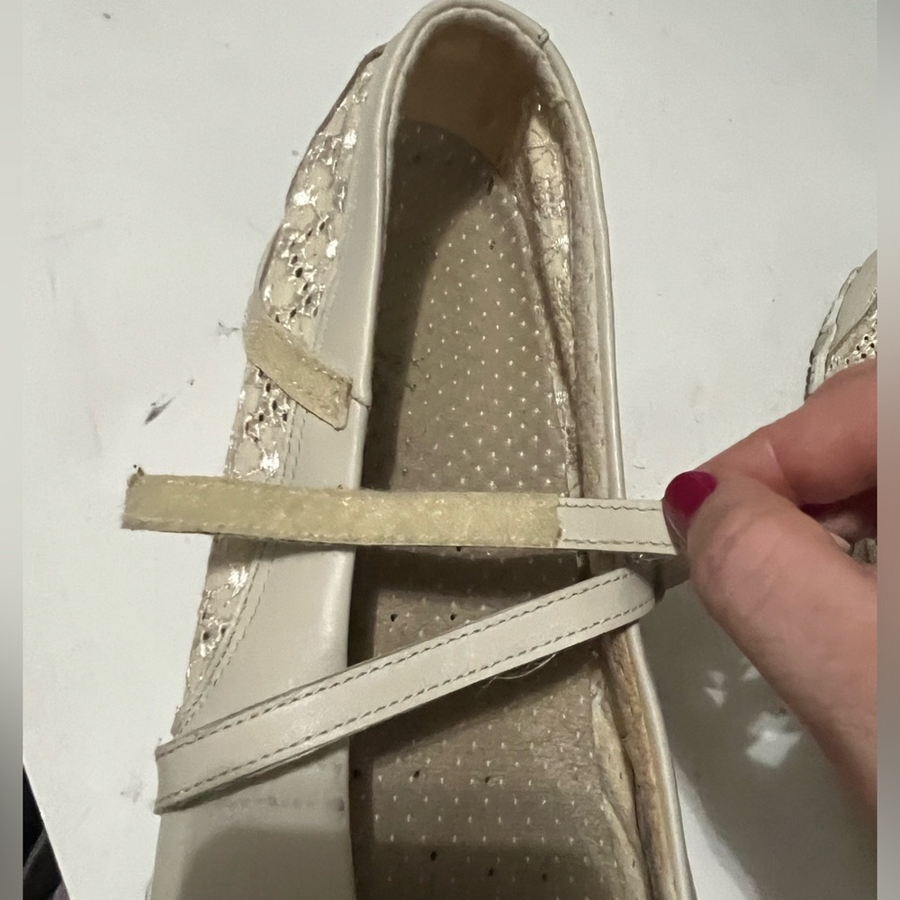 Skechers Active Bikers Luxe Off White Lace Z Strap Mary Jane Shoes Women's 9.5 - Picture 11 of 16